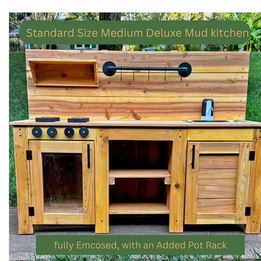 Deluxe Cedar Mud Kitchen